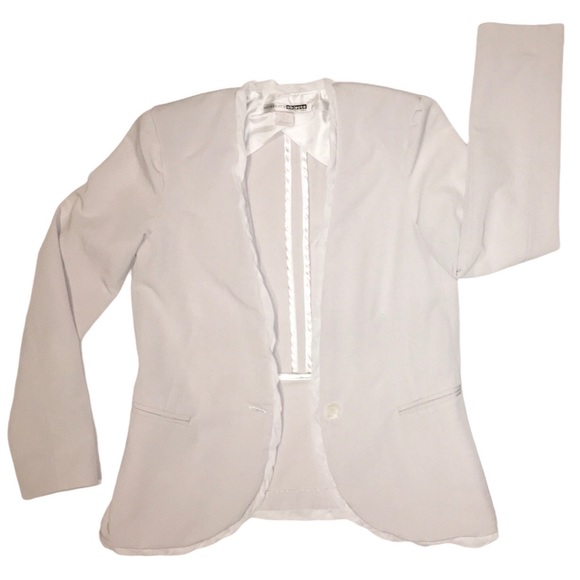 White Blazer Ruffle Trim Business Professional Work Necessary Objects Medium - Picture 6 of 13